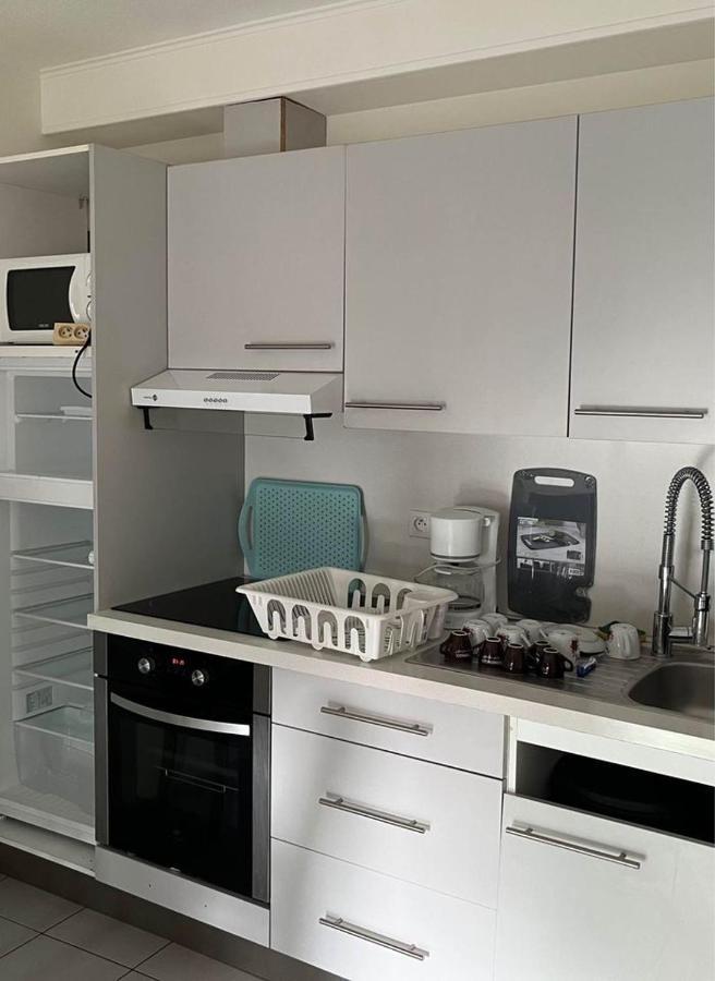 Superbe Appartement Au Bord De Plage Cros De Cagnes Kültér fotó